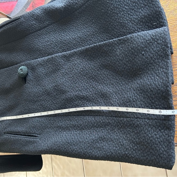 Very Vintage AMAZING  Wool/fur ladies coat A MUST SEE !! - Picture 13 of 14